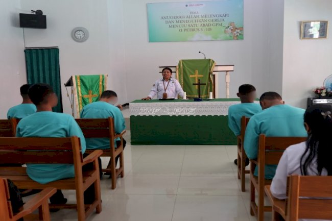 LPKA Ambon bersama Kemenag Kota Ambono Perkuat Karakter Anak Binaan lewat Pembinaan Kepribadian 