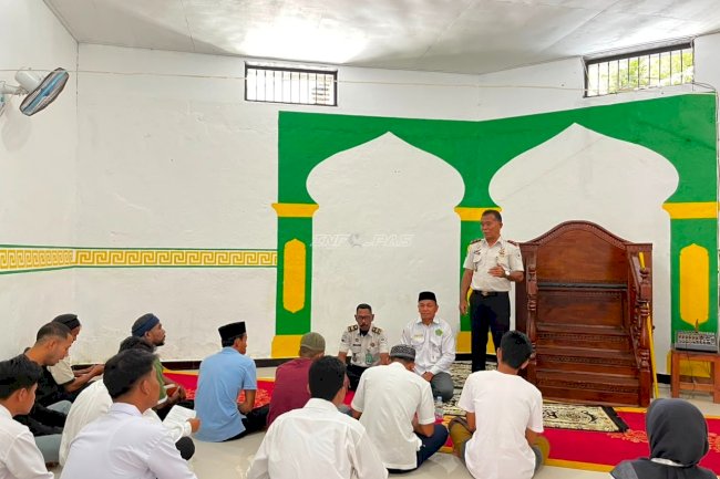 Bangun Kepribadian Warga Binaan, Lapas Bandanaira Perkuat Pembinaan Kerohanian