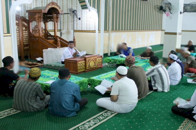 Kajian Islam di Masjid Baabut Taqwa Lapas Banjarmasin Bahas Kebesaran Nabi Muhammad saw.