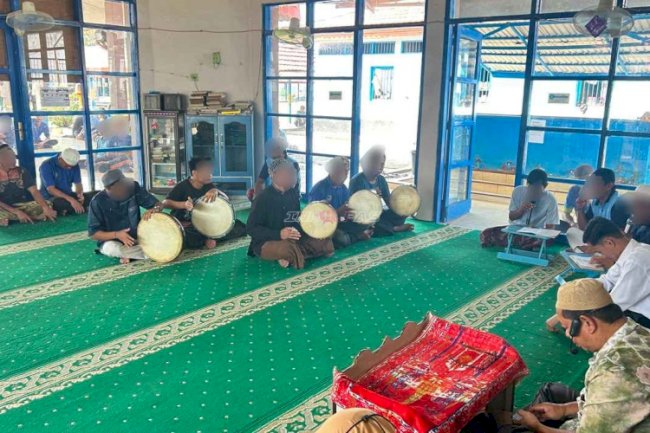 Warga Binaan Rutan Marabahan Siapkan Penampilan Hadrah untuk Peringatan Maulid Nabi Muhammad saw.
