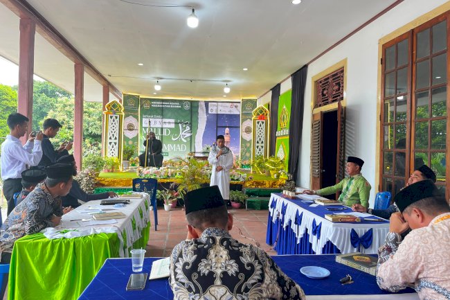 Semarak Maulid Nabi, Warga Binaan Lapas Bandanaira Unjuk Kemampuan dalam Lomba Antarkhatib  ‎