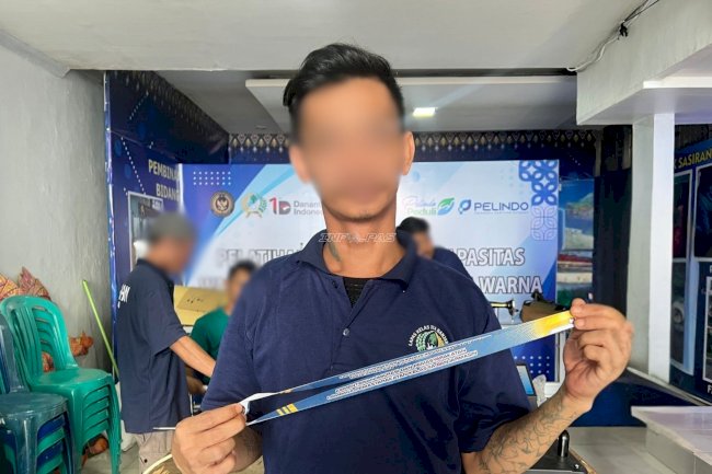 Warga Binaan Lapas Banjarmasin Kembangkan Keterampilan Membuat Lanyard