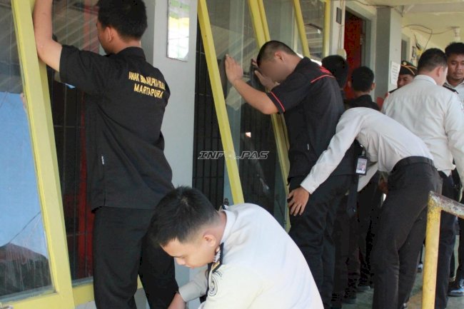 Perkuat Pengawasan, Kepala LPKA Martapura Turun Langsung dalam Razia Insidentil