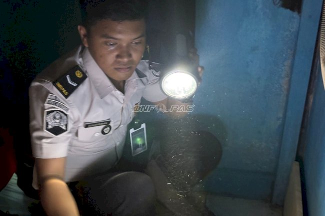 Perkuat Keamanan, Lapas Kotabaru Gelar Razia Insidentil di Blok Hunian
