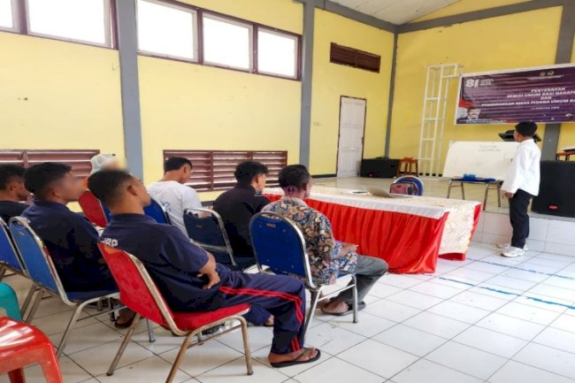Warga Binaan Lapas Tual Semangat Ikuti Kegiatan Belajar bersama SKB Maluku Tenggara