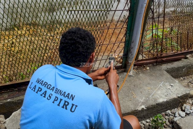 Cegah Gangguan Kamtib, Lapas Piru Perbaiki Pagar Pengamanan