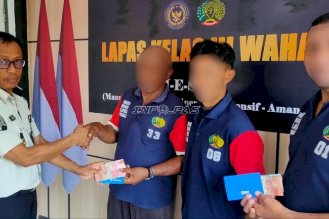 September Ceria, Warga Binaan Lapas Wahai Terima Premi Pembinaan Kemandirian