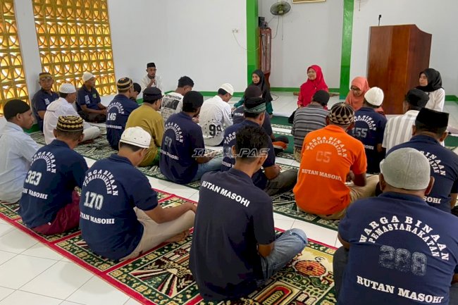 Rutan Masohi Ajak Warga Binaan Perdalam Keagamaan lewat Selawat dan Diskusi