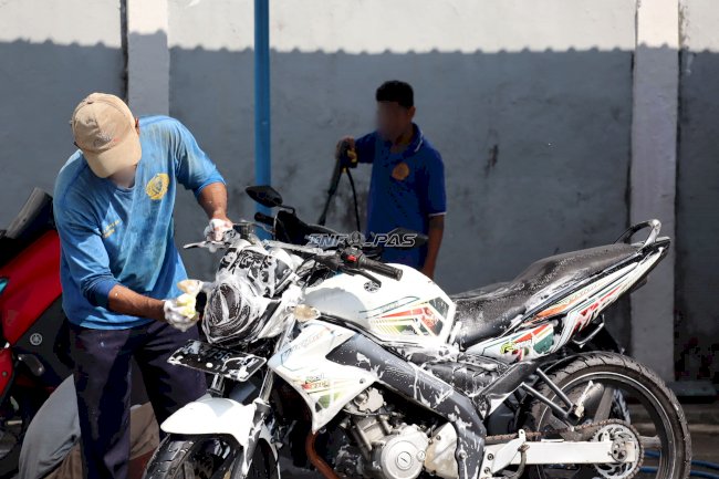 Buka Layanan Jasa Cuci Kendaraan, Lapas Ambon Perkuat Pembinaan Kemandirian Warga Binaan