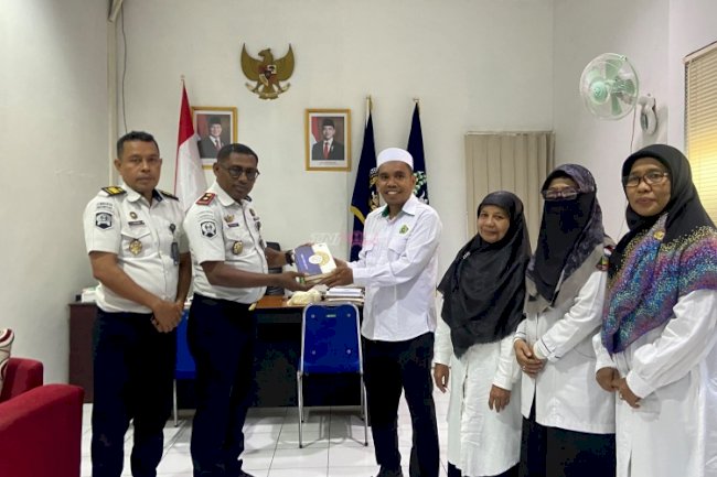 Rutan Masohi Terima Mushaf Al-Qur’an dan Iqra dari KUA Kec. Kota Masohi