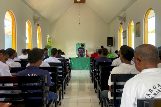Lewat Ibadah Bersama, Rutan Masohi dan Kemenag Kab. Malteng Bentuk Karakter Warga Binaan 