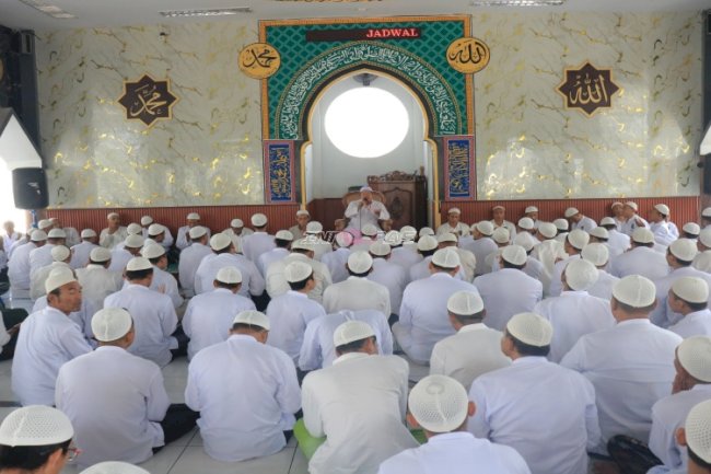 Siraman Rohani di Balik Jeruji, Masjid At-Taubah Lapas Pemuda Madiun Dipenuhi Warga Binaan