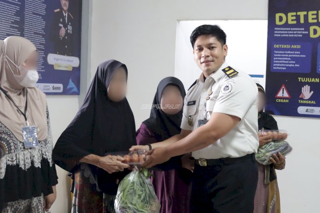 Lapas Batulicin Salurkan Hasil Pembinaan kepada Keluarga Warga Binaan lewat Bakti Sosial