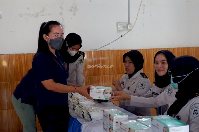 Cegah Dampak Kabut Asap, Lapas Perempuan Palembang Gelar Penyuluhan dan Bagikan Masker