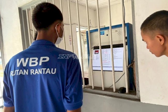 Rutan Rantau Permudah Akses Informasi Hak Warga Binaan melalui Self Service