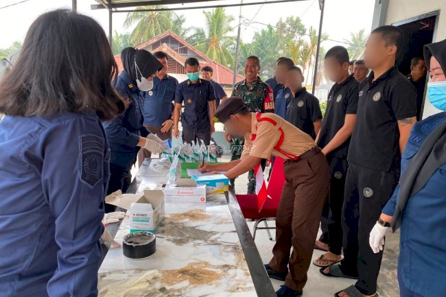 LPKA Muara Bulian Gelar Penggeledahan dan Tes Urine Bersama TNI, Polri, dan BNNK