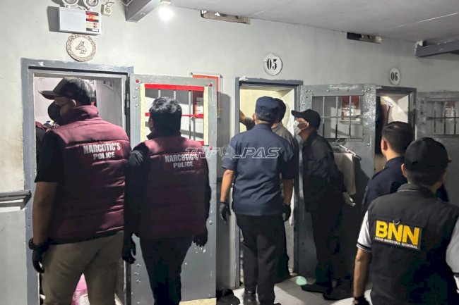 Deteksi Dini Gangguan Kamtib, Lapas Kuningan Gelar Razia Gabungan