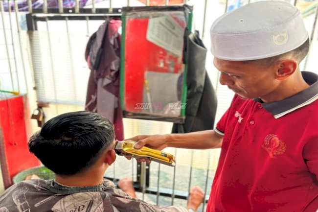 Rutan Rantau Dorong Keterampilan Warga Binaan melalui Pembinaan Kemandirian Potong Rambut