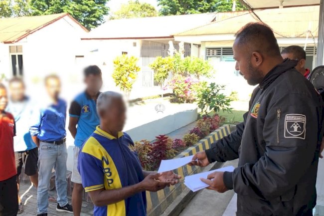Salurkan Premi Panen Padi, Lapas Atambua Dorong Etos Kerja dan Kemandirian Warga Binaan