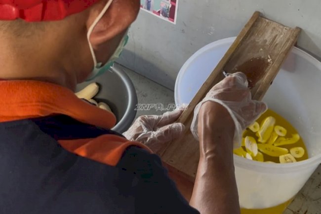 Pisang Jadi Cemilan Bernilai, Warga Binaan Lapas Kotabaru Kreasikan Keripik Pisang Coklat