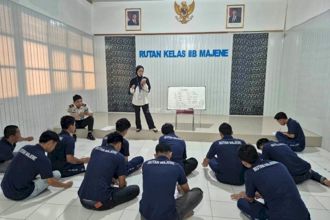 Perkuat Pembinaan Pendidikan, Rutan Majene Gelar Kelas Bahasa Inggris bagi Warga Binaan
