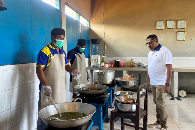 Pastikan Kualitas Layanan dan Keamanan Terjaga, Karutan Masohi Kontrol Dapur, Wartelsuspas, dan Klinik