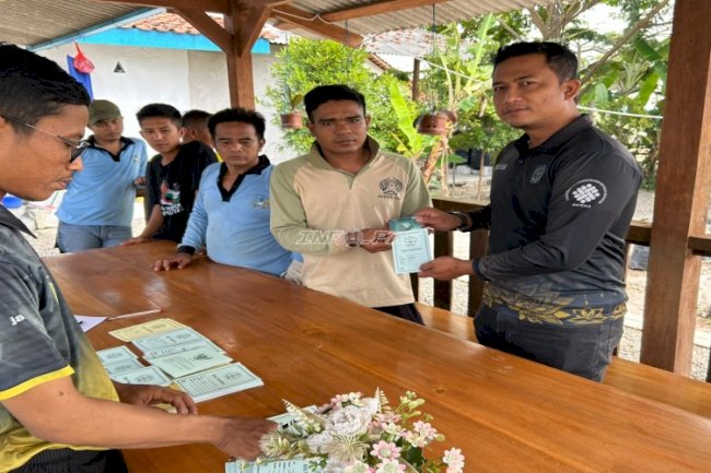 Pembagian Premi Rutin, Apresiasi Lapas Kembang Kuning kepada Warga Binaan