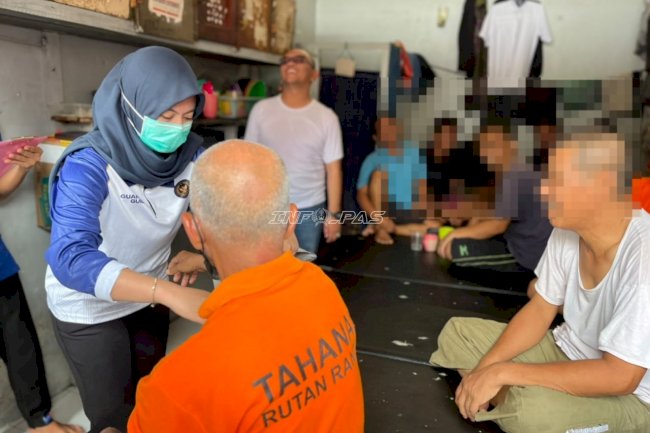 Sapa Kasih Jemput Bola Kesehatan, Rutan Rantau Layani Warga Binaan di Blok Hunian