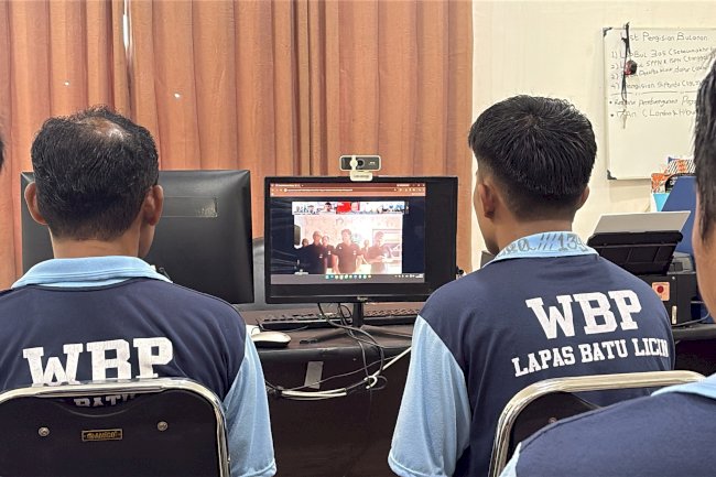 Jaga Ketekunan Beribadah, Warga Binaan Nasrani Lapas Batulicin Ikuti Kebaktian Daring