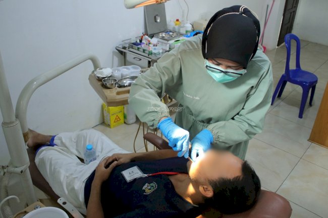 Klinik Lapas Banjarmasin Beri Layanan Pemeriksaan dan Perawatan Gigi Warga Binaan
