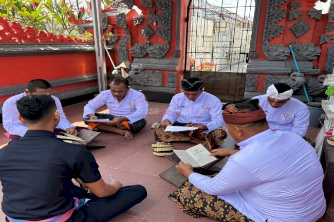 Menuju Jalan Dharma, Warga Binaan Hindu Lapas Luwuk Ikuti Bimbingan Kerohanian