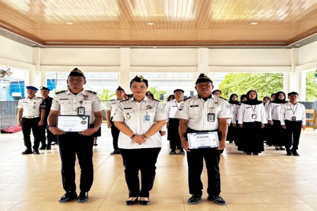 Lapas Perempuan Kendari Berikan Penghargaan Petugas Teladan dan Pelayanan Terbaik