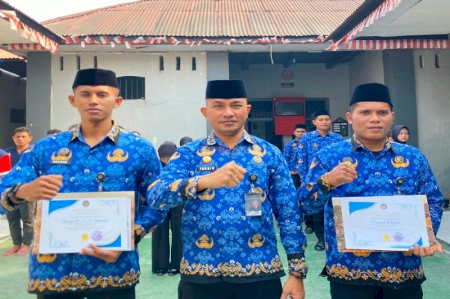 Lapas Wahai Berikan Apresiasi bagi Petugas Teladan Triwulan III 