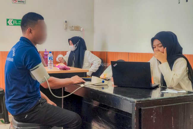 Pastikan Kesehatan Terpantau, Lapas Kendari Gelar Pengobatan Rutin bagi Warga Binaan