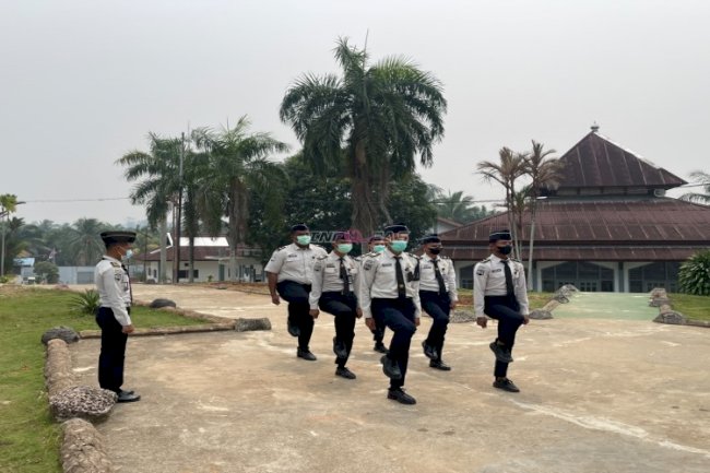LPKA Muara Bulian Gelar Latihan Baris-Berbaris bagi Petugas Pengamanan