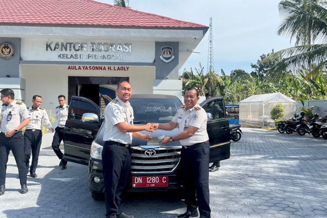 Bapas Luwuk Terima Transfer BMN Mobil Operasional dari Imigrasi Banggai