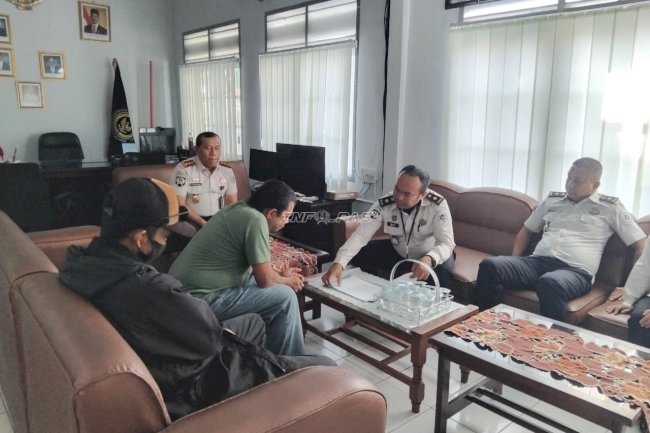 Dukung Ketahanan Pangan, Bapas Luwuk Dorong Pemberdayaan Klien melalui Budi Daya Ikan Lele