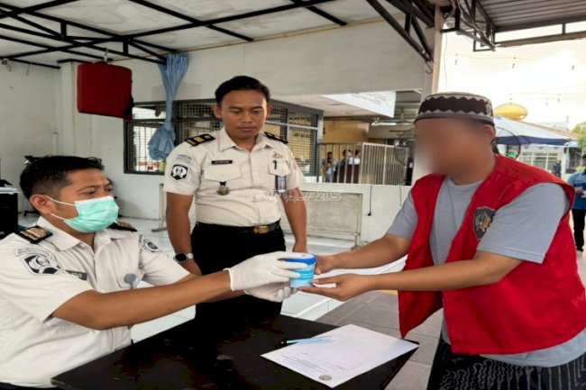 Lapas Mojokerto Tes Urine Warga Binaan untuk Dukung Usulan Integrasi