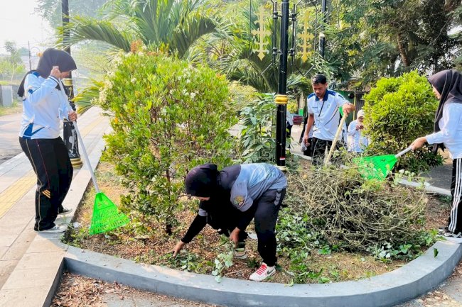 Lapas Bandanaira Dukung Aksi Jumat Bersih Semarakkan HUT Ke-81 TNI