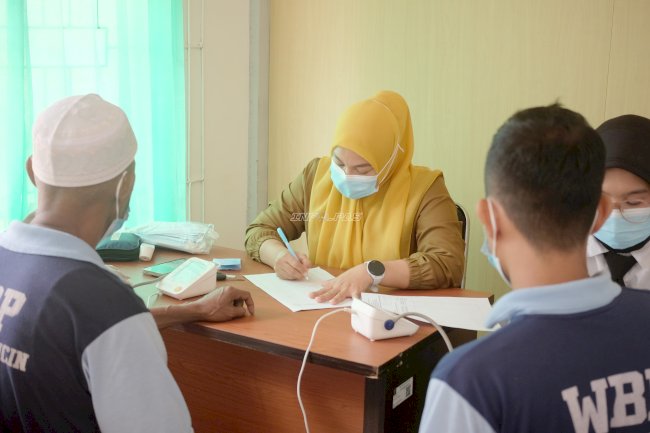 Lapas Batulicin Fasilitasi Pemeriksaan dan Konsultasi Kesehatan Warga Binaan