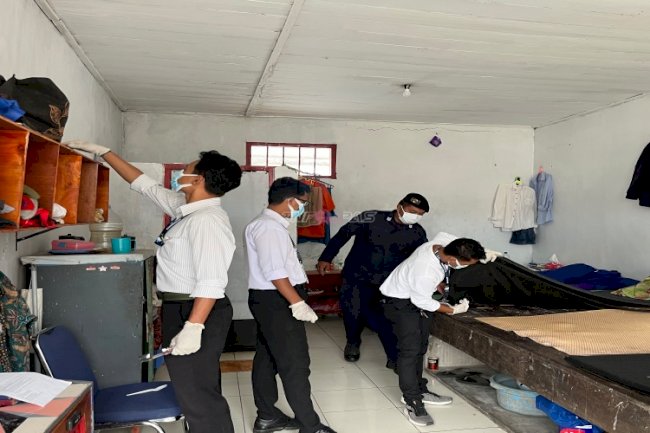 Razia Blok Hunian, Lapas Saparua Amankan Silet hingga Botol Parfum Kaca