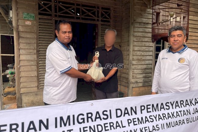 LPKA Muara Bulian Salurkan Bantuan Sosial kepada Masyarakat Sekitar