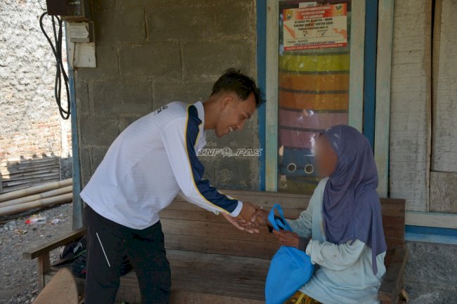 Jumat Berkah, Lapas Terbuka Kendal Salurkan 15 Paket Sembako kepada Masyarakat
