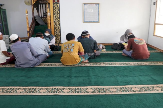 Belajar Hijaiyah hingga Tajwid, Warga Binaan Lapas Tanjung Asah Kemampuan Mengaji
