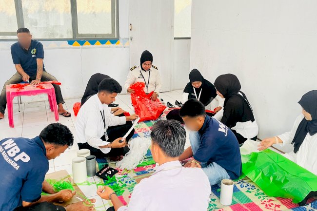 Kembangkan Kreativitas, Lapas Bandanaira Dorong Warga Binaan Sulap Kantong Plastik Jadi Kerajinan