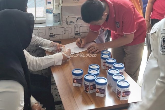 Deteksi Dini Penyalahgunaan Narkoba, Rutan Unaaha Tes Urine 15 Warga Binaan