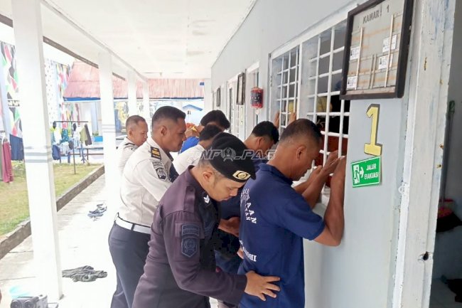 Cegah Gangguan Kamtib dan Halinar, Rutan Masohi Gelar Razia Insidentil
