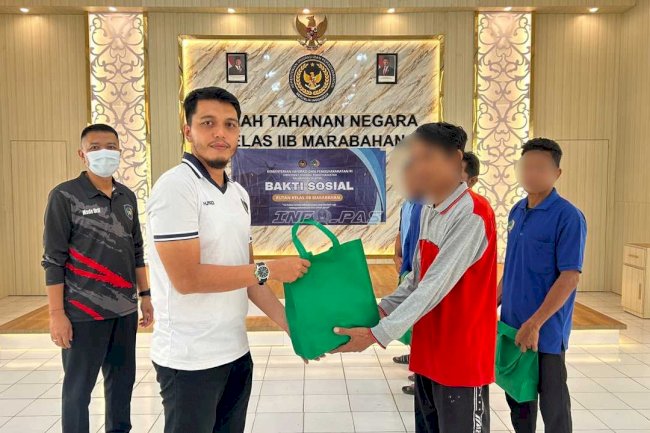 Perkuat Pembinaan Humanis, Rutan Marabahan salurkan Bansos bagi Warga Binaan
