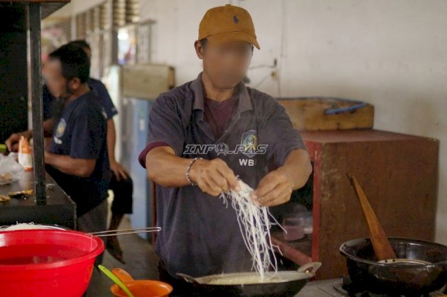 Kembangkan UMKM, Warga Binaan Lapas Pangkalpinang Produksi Telur Gulung