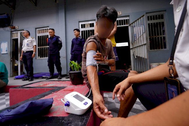 Lapas Narkotika Karang Intan Pantau Keamanan, Kesehatan, dan Kebersihan Hunian lewat Sapa Kasih